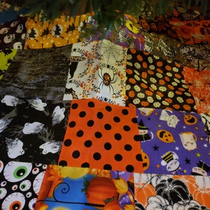 Grandma&#39;s Scraps Halloween Tree Skirts