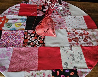 Grandma's Scraps Valentine's Day Table Runner