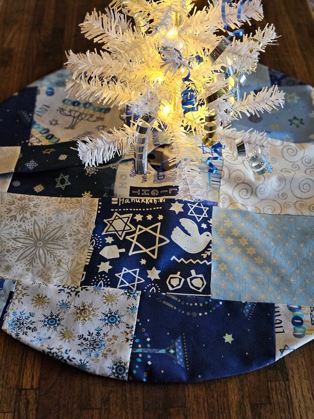 Hanukkah tree skirt