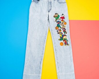Vintage 1993 Looney Tunes Jeans 32x33 Novel Teez Basketball 90s Light Wash