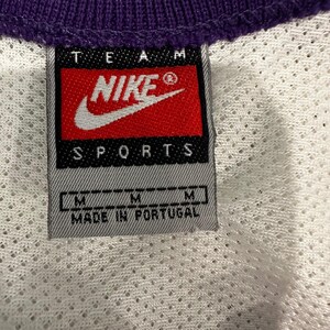Camiseta sin mangas de baloncesto del Real Madrid de Nike Team Sports vintage para hombre, talla M, color blanco. imagen 4