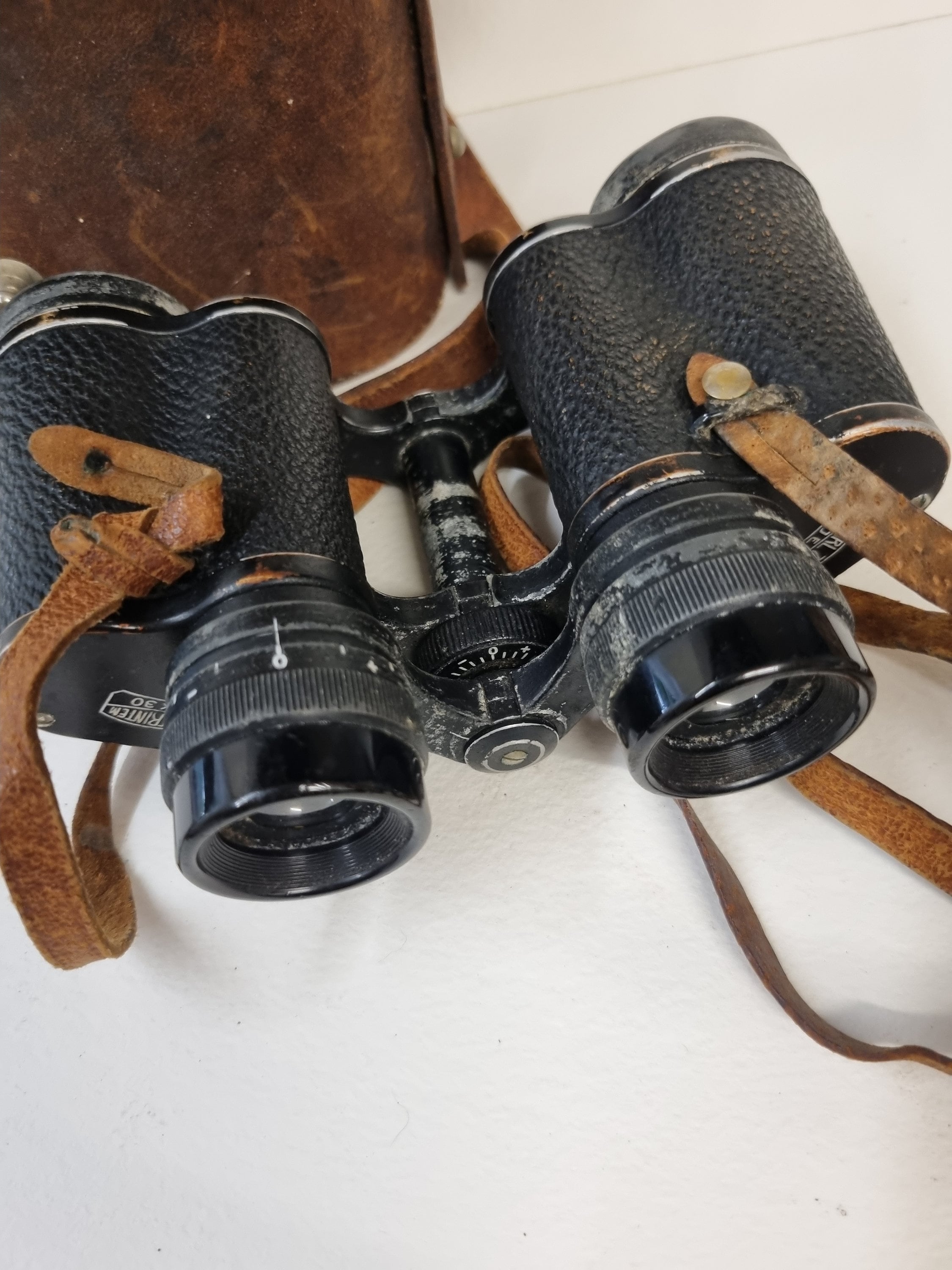 Jumelles Vintage Carl Zeiss Jena Deltrintem 8x30 – Optique Allemande