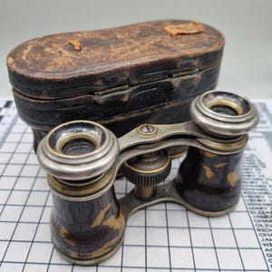 Vintage 1890-1910 Opera Glasses