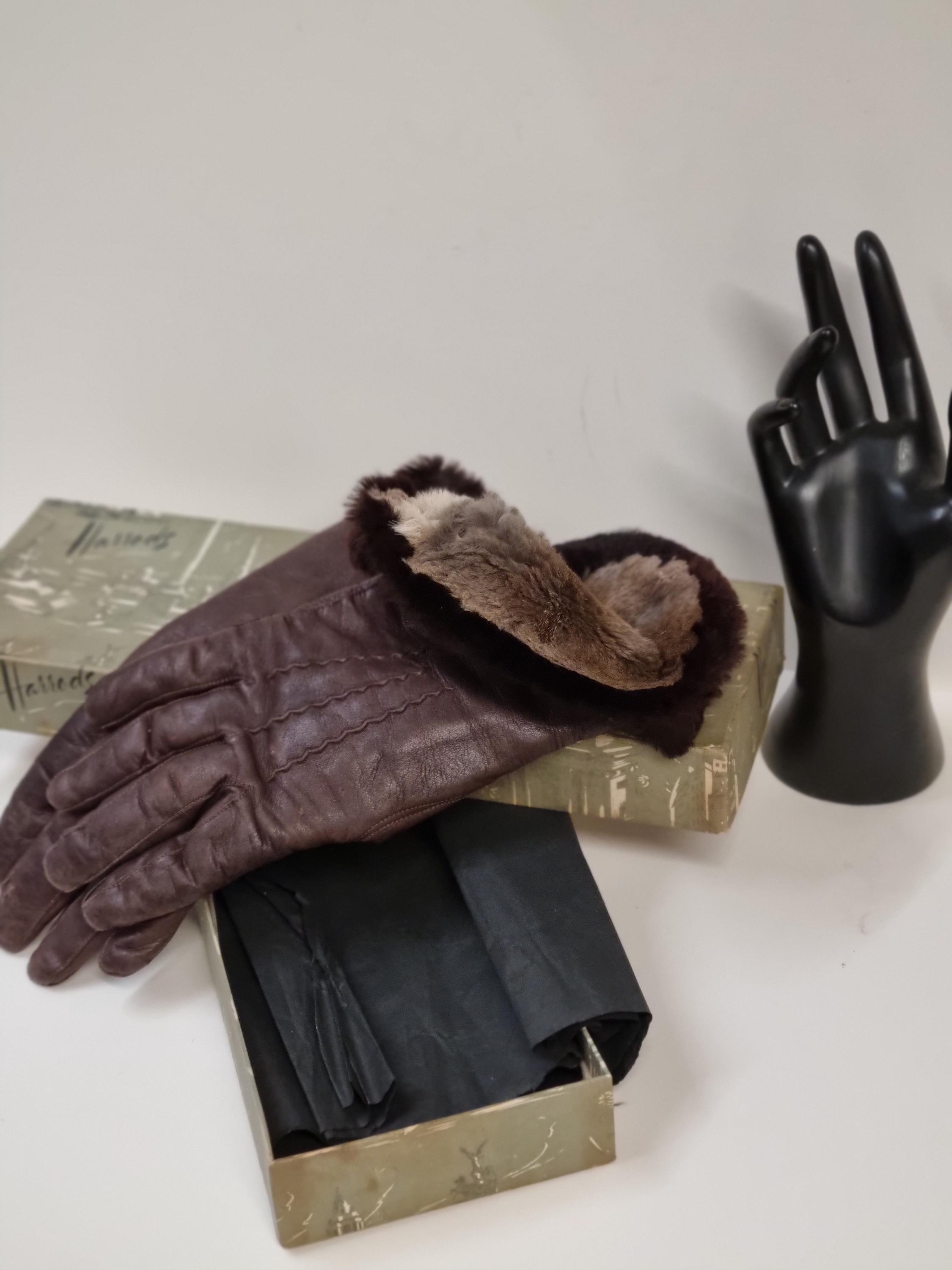 Burberry ladies gloves online