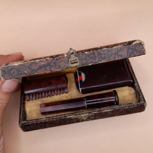 Antique Bakelite Razor 1900 to 1920s