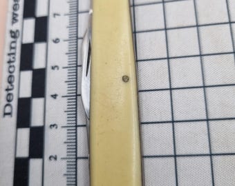 約 1915 年頃の骨の柄の道具。