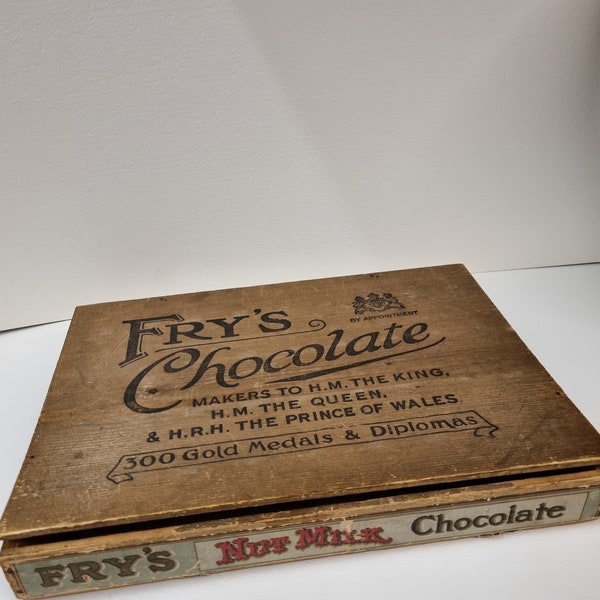 Caja de mostrador de chocolate con leche y nueces Frys Circa 1910