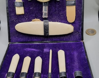 Set de manicura Art Deco de hueso y metal