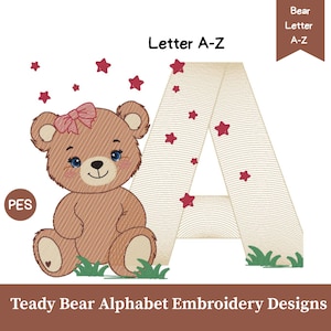 Peut inclure: Motif de broderie avec un ours en peluche marron avec un nœud rose, des yeux bleus et un cœur sur le pied, à côté d'un grand « A ». Des étoiles rouges et le texte « Lettre A-Z » sont également présents.