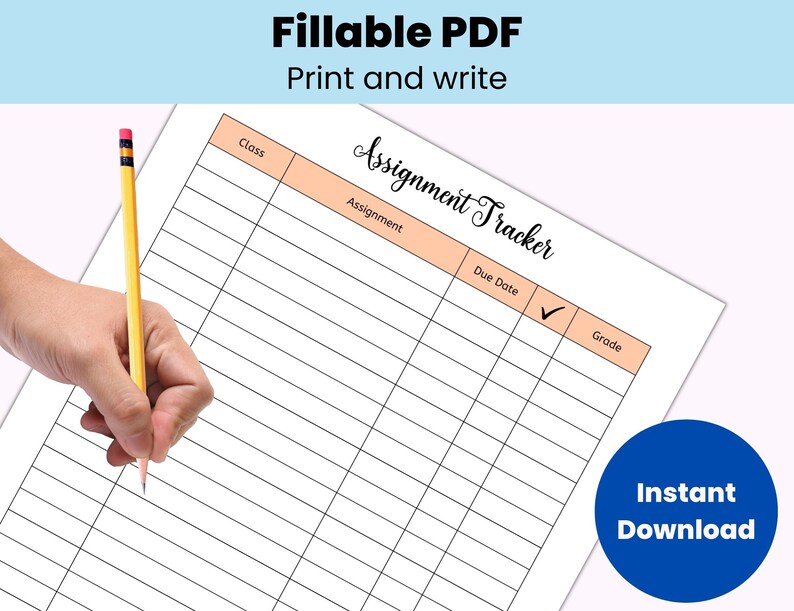 Puede incluir: Plantilla de seguimiento de tareas imprimible con columnas para clase, tarea, fecha de vencimiento, marca de verificaci&oacute;n de finalizaci&oacute;n y calificaci&oacute;n. La plantilla tiene un encabezado naranja con el texto "Assignment Tracker" en fuente cursiva negra.