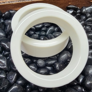 White &quot;Ultralite&quot; Tunnels - Plugs Gauges Earrings (Pair)