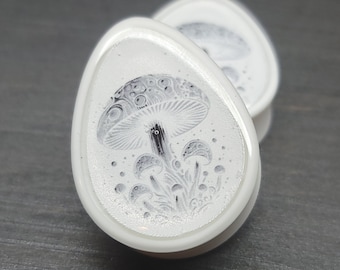 Blanc - Teardrop Plugs Gauges Earrings (Pair)