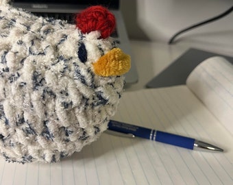 Pollo amigurumi de ganchillo de hilo blanco/negro Animal de peluche hecho a mano