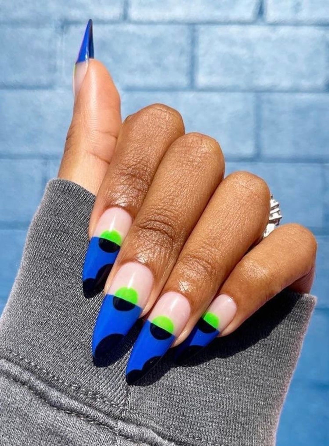Blue Green Press on Nails / Graphic False Nails / Luxury Nail Etsy