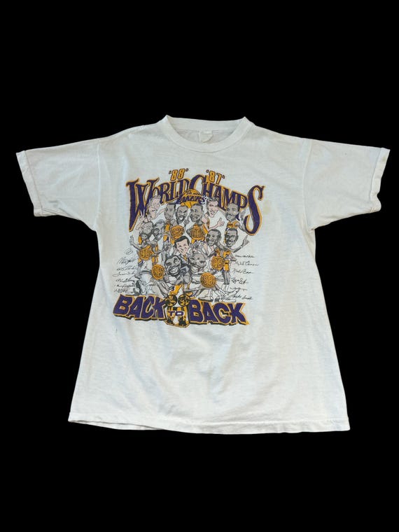 LAKERS レイカーズ　Tシャツ　ビンテージ　1988年　NBA 古着　usa 59F9CCEE-46F4-4926-AC3B-