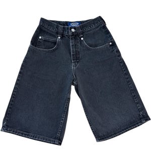 ヴィンテージ JNCO ジーンズ ショートパンツ（炎の王冠刺繍入り