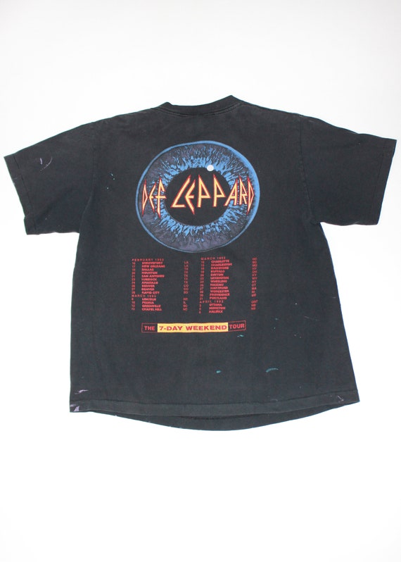 Def Leppard Tiger Tee main image 0