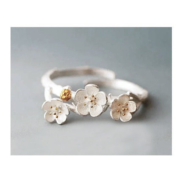 925 silver ring carved in the shape of a branch with plum blossoms and golden pistils, handmade, bridal ring, eye-catching, adjustable