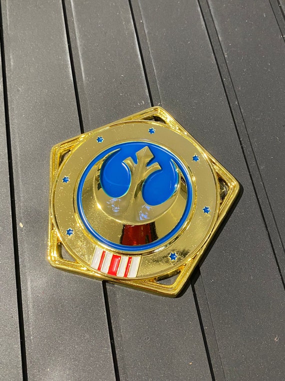 New Republic Marshall Badge Medallion Mandalorian - Etsy