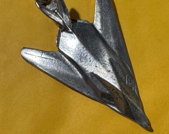 キーホルダー 飛行機 航空機 ステルス戦闘機 爆撃機 F-117 ナイト