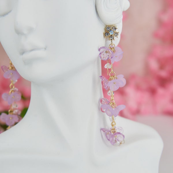 Statement cottagecore earrings with giant lilac floral drops - Romantic fairycore purple flowers and clear beads giant dangle earrings