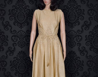 Vintage 50s Carlye Gold Lame Dress w/ Rope Belt