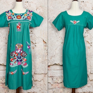 Vintage 60s/70s Green Hand Embroidered Oaxacan Mexican Maxi Dress