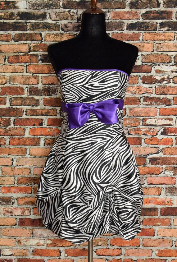 Vintage Jessica Mcclintock for Gunne Sax Zebra Striped W Vintage Jessica Mcclintock for Gunne Sax Zebra Striped W
