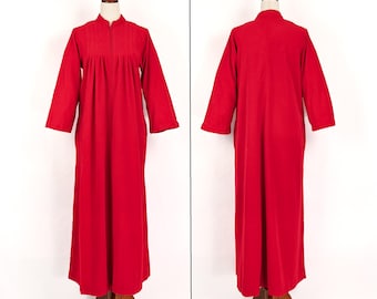 Vintage Women's 70s Red Velour Polyester Zip Up Housecoat
