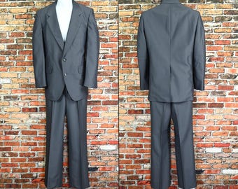 RARE Vintage 90s Men&#39;s Dark Grey Striped ANATOLE CALIFORNIA 2pc. Suit Set