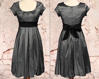 Vintage 2000s Silver JODY CALIFORNIA Short Sleeve Fit & Flare Dress - 3/4