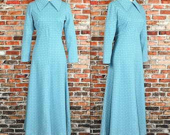 Vintage 60s/70s Blue & White Floral Collared Long Sleeve Maxi Dress