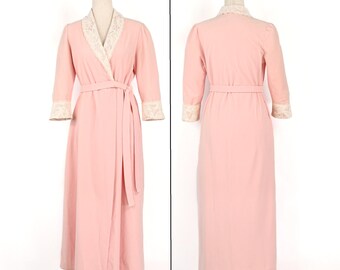 Vintage 70s Blush Pink Velour VANITY FAIR Petites Lace Trim Belted Robe - S