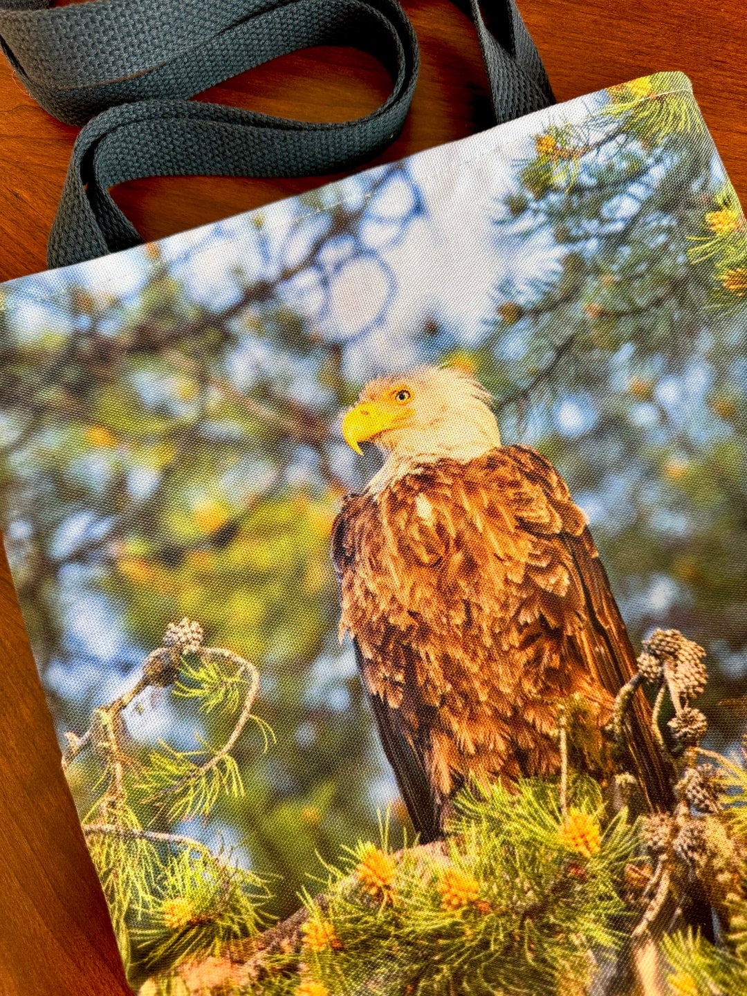Flying Eagle Pattern Print Leather Tote Bag main image 0