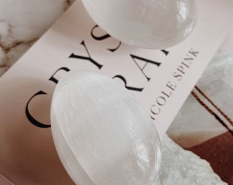 Selenite Egg - Reiki - Crystal Healing - Peace and Calm