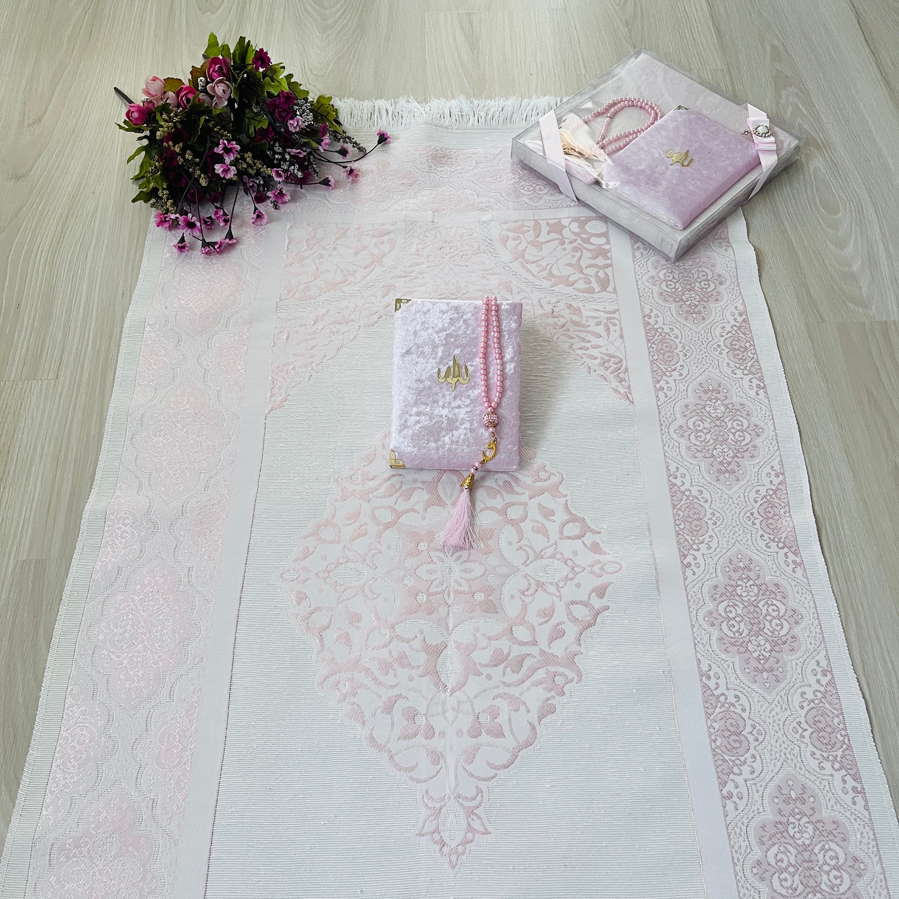 Elegant Floral Islamic Prayer Mat: Muslim Wedding Ramadan Gift