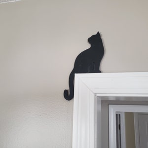 とってもキュートな猫のドアコーナー