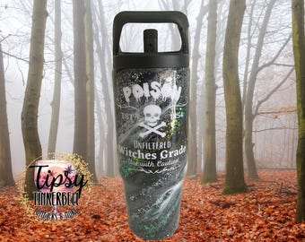 Vaso de 30 oz con purpurina epoxi negra, sin filtro, de grado bruja, con asa superior, tapa abatible y popote incorporado. Personalización gratuita.