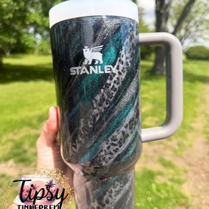 RTS Stanley Quencher 40 oz Leopard Print, Mica Swirl, and Glitter Tumbler bild 2