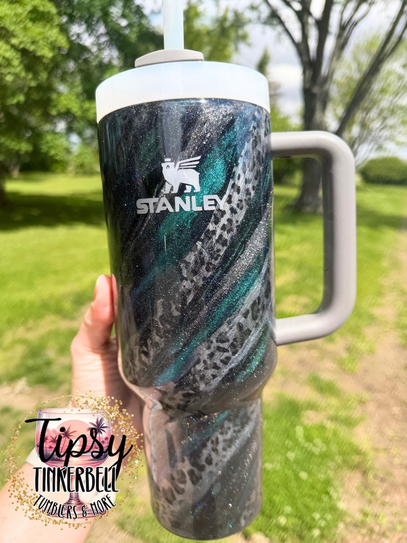 RTS Stanley Quencher 40 oz Leopard Print, Mica Swirl, and Glitter Tumbler bild 2