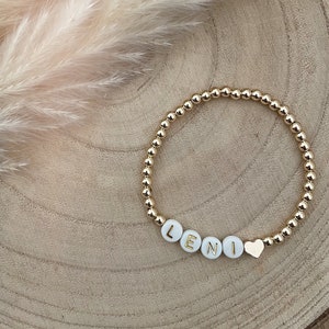 Personalized pearl bracelet