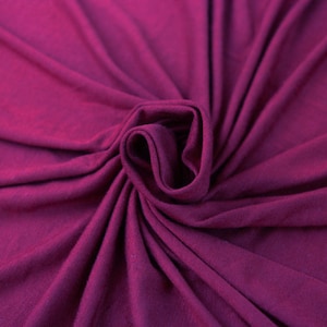 Tissu tricoté en jersey de rayonne épais magenta par cour - Style 406
