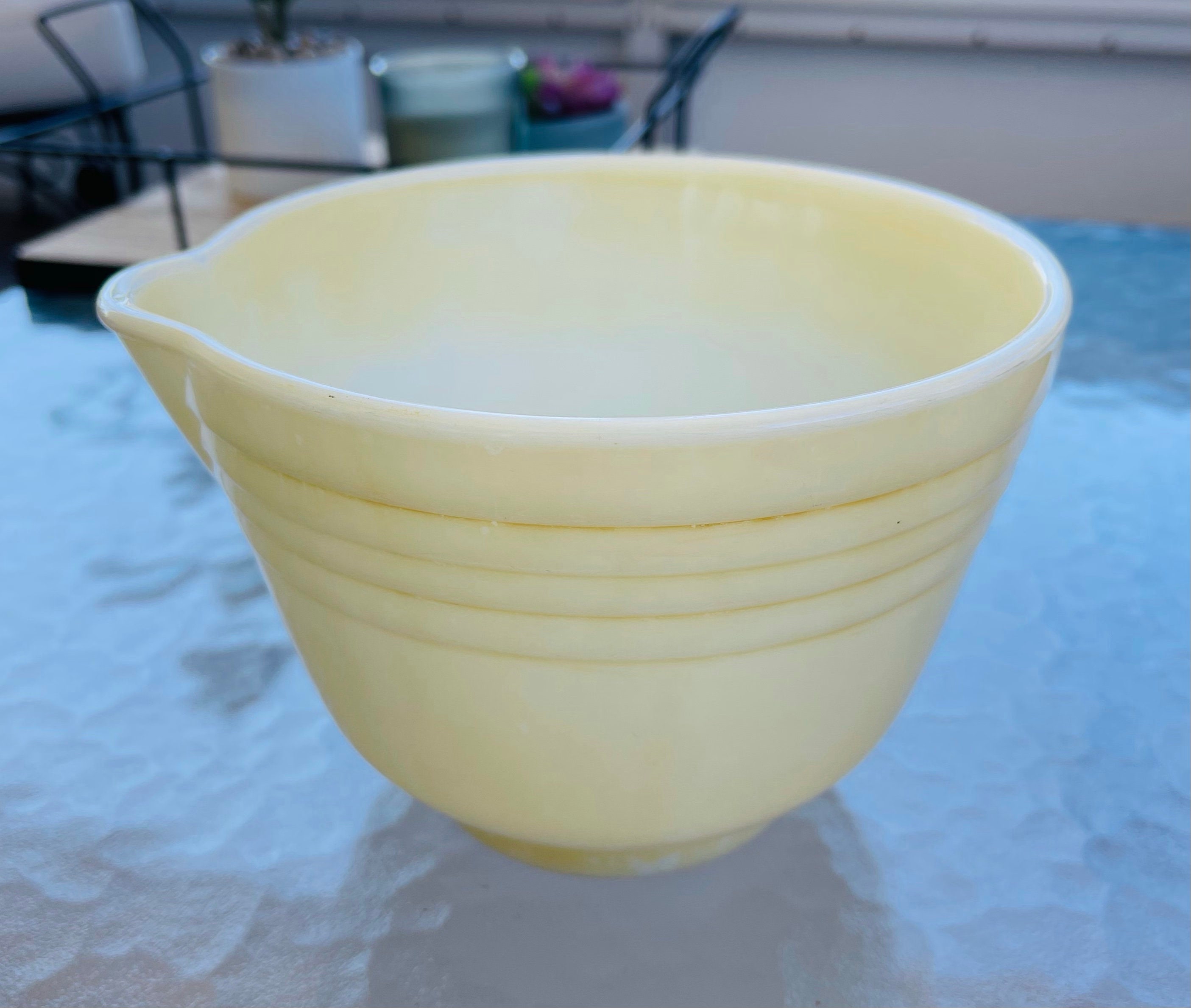 Vintage Hamilton Beach Mixer parts Juicer mixing bowl Custard Glow