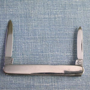 Vintage George Ibberson Pocketknife with Plain Metal Handle – Engraved with the Letter ‘H’