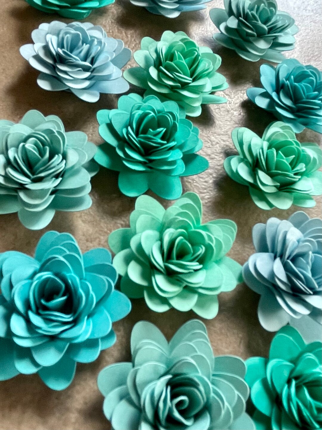 15pk Mint Green Starburst Rolled Paper Flowers 1 Inch Etsy