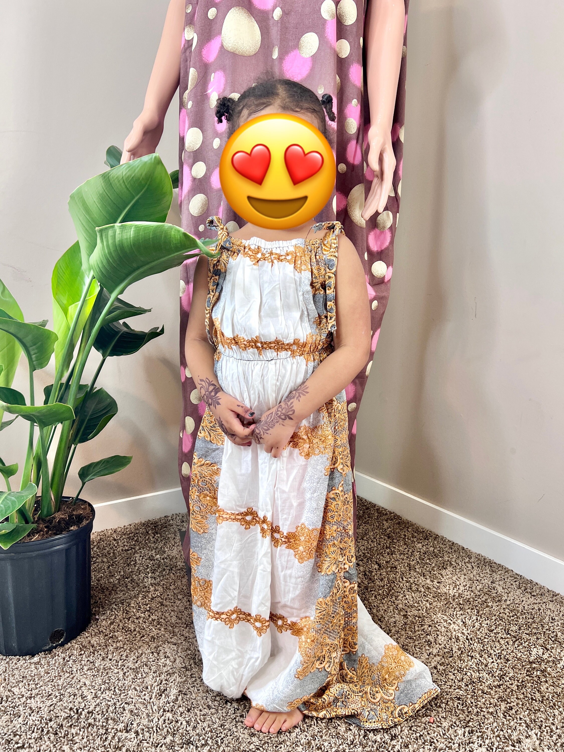 green emerald velvet dress Amazon.com: Kushetic Somali Baati African Dress, Floral Maxi Kaftan Dress,  Loose, Lightweight, Boho Caftan for Women, Modest Home Wear, Swimsuit  Cover-Up, and Moo Moos for Casual or Holiday Style (Black 102) :