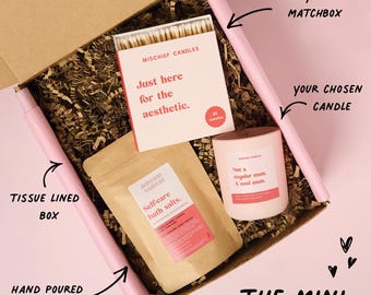 Set de regalo para mamá divertida - Mini cesta - Vela, caja de cerillas y sales de baño