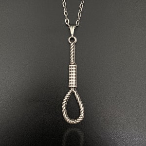 Noose chain store