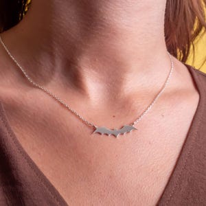 Minimalist Fledermaus Halskette: Sterling Silber oder Gold Gothic Schmuck