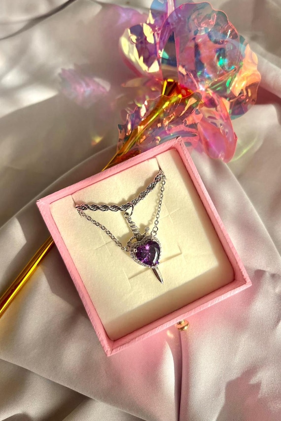 Superbe Collier En Argent Avec Pendentif Cœurs Et Pierres Violettes (Aventurine) - Occasion
